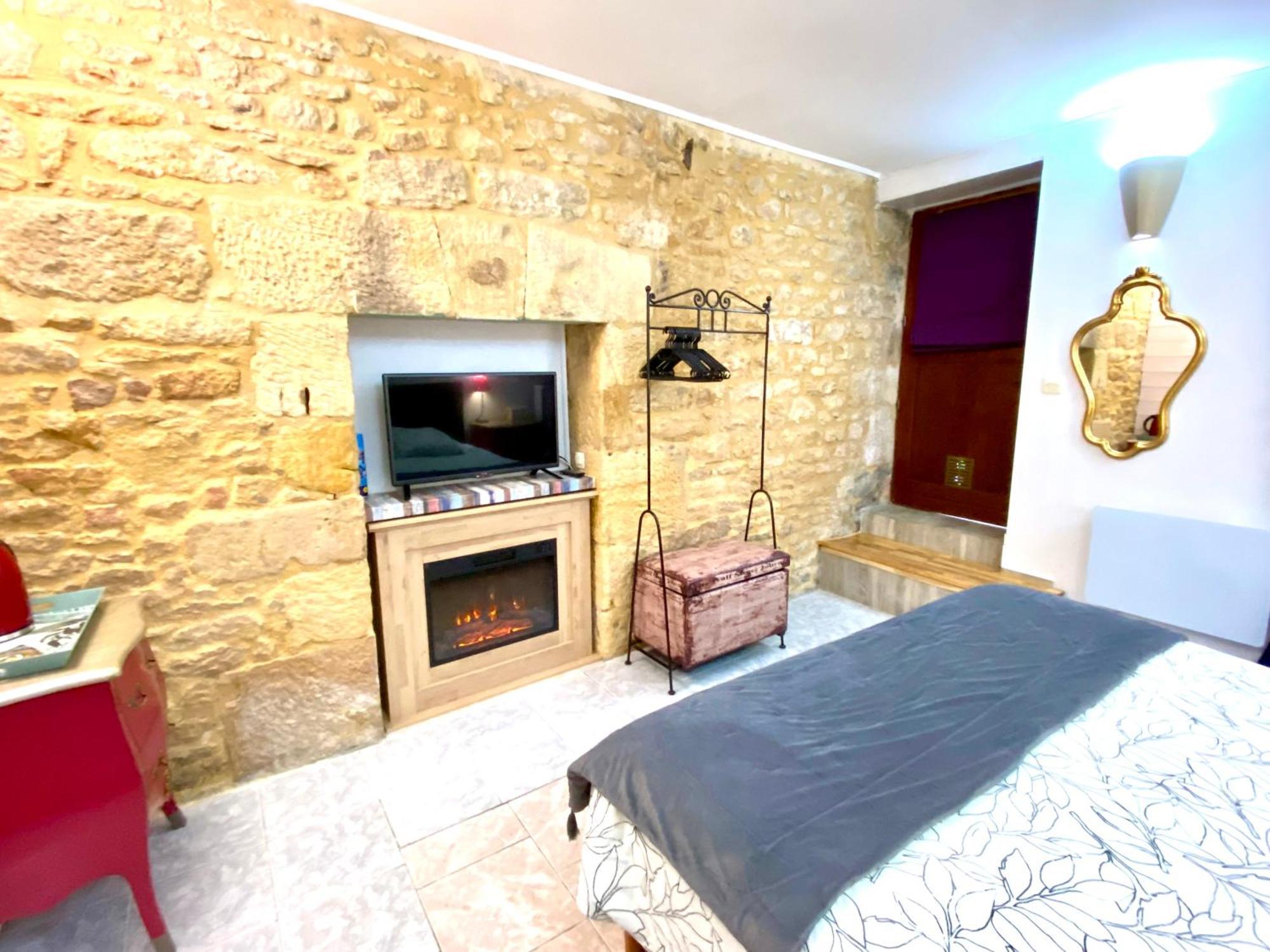 La Clef Des Songes - Chambres Climatisees - Sarlat Centre - Parking Gratuit - Piscine, Spa Et Massages A 400Metres Sarlat-la-Canéda Exterior foto