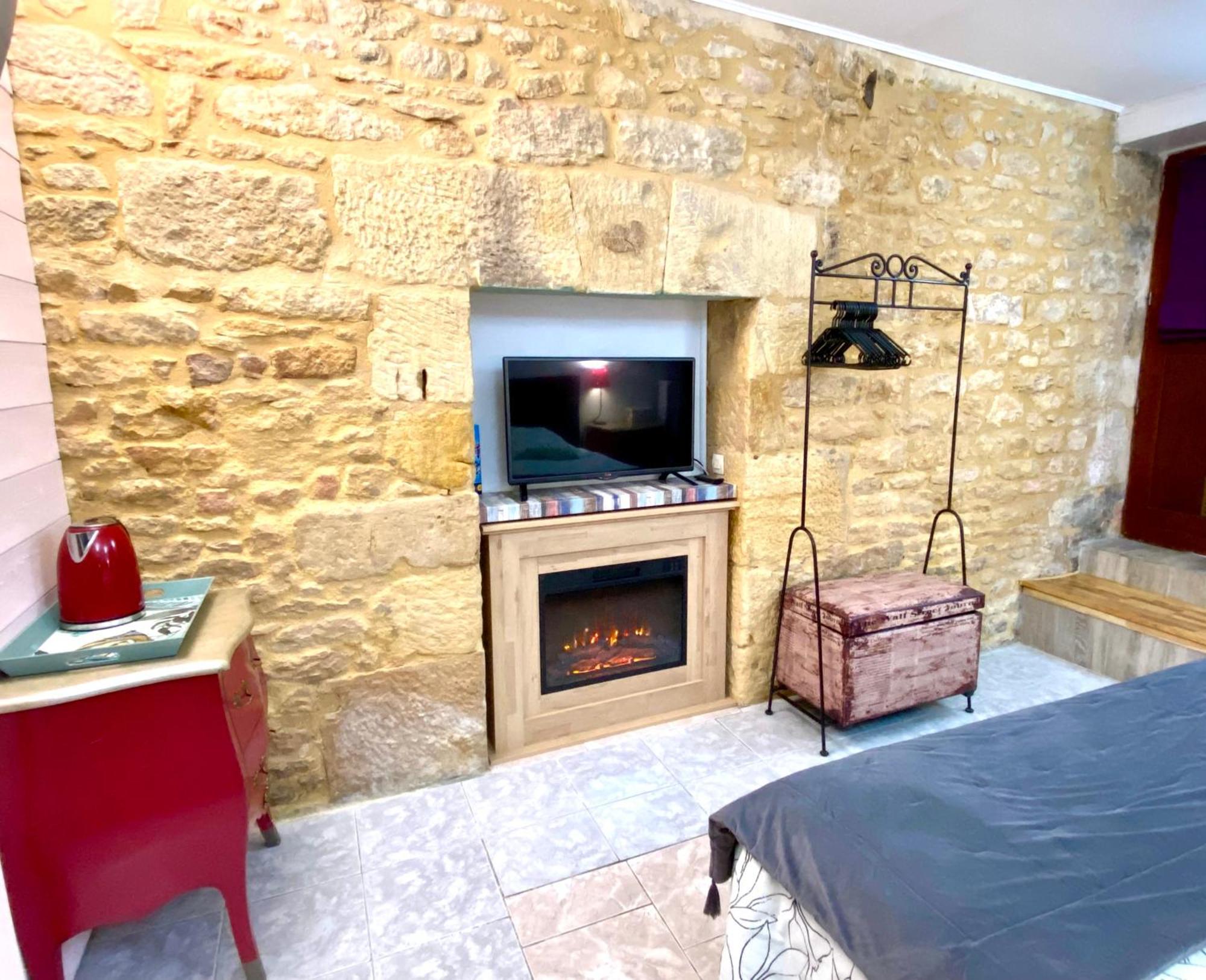 La Clef Des Songes - Chambres Climatisees - Sarlat Centre - Parking Gratuit - Piscine, Spa Et Massages A 400Metres Sarlat-la-Canéda Exterior foto