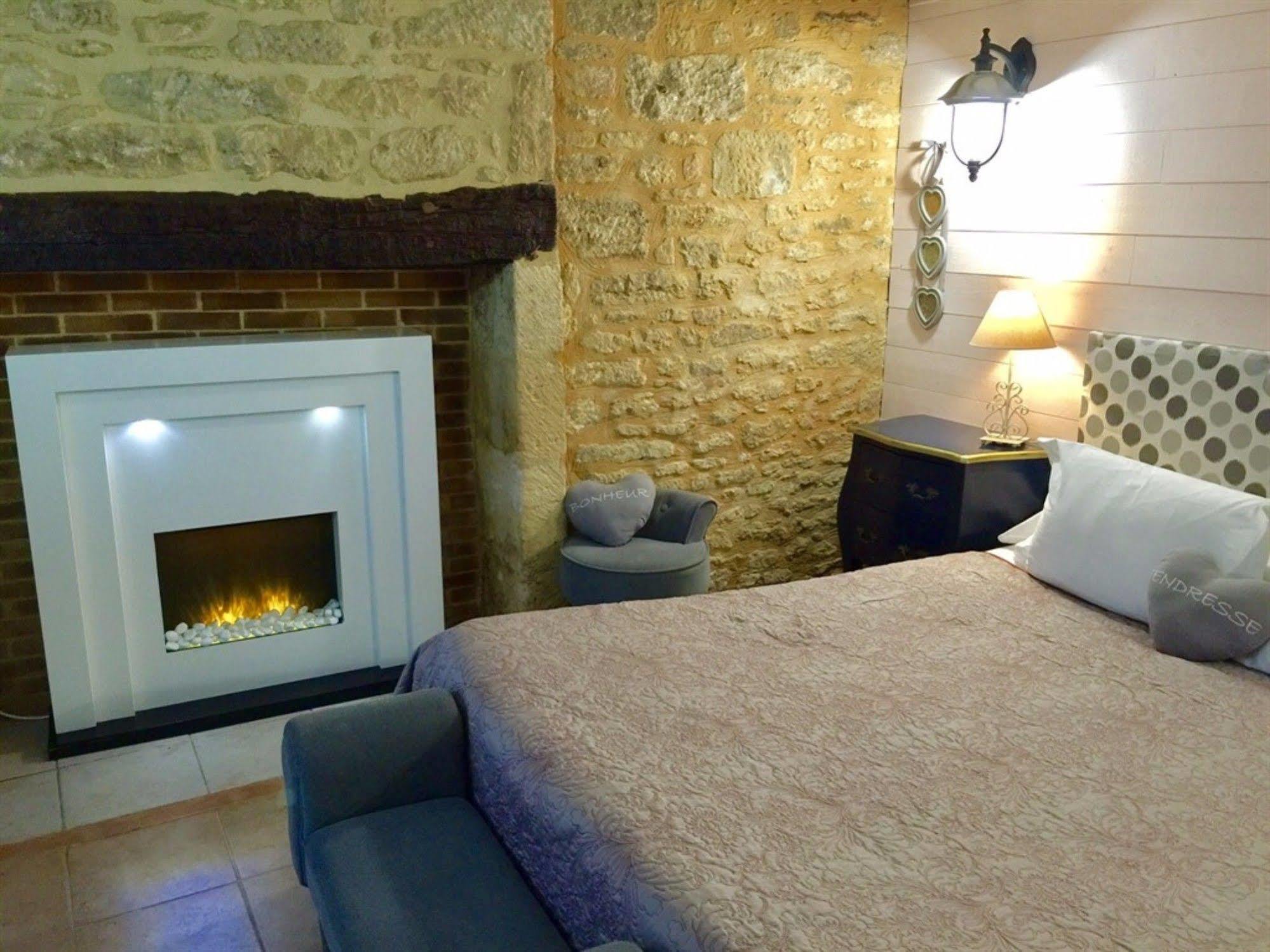 La Clef Des Songes - Chambres Climatisees - Sarlat Centre - Parking Gratuit - Piscine, Spa Et Massages A 400Metres Sarlat-la-Canéda Exterior foto